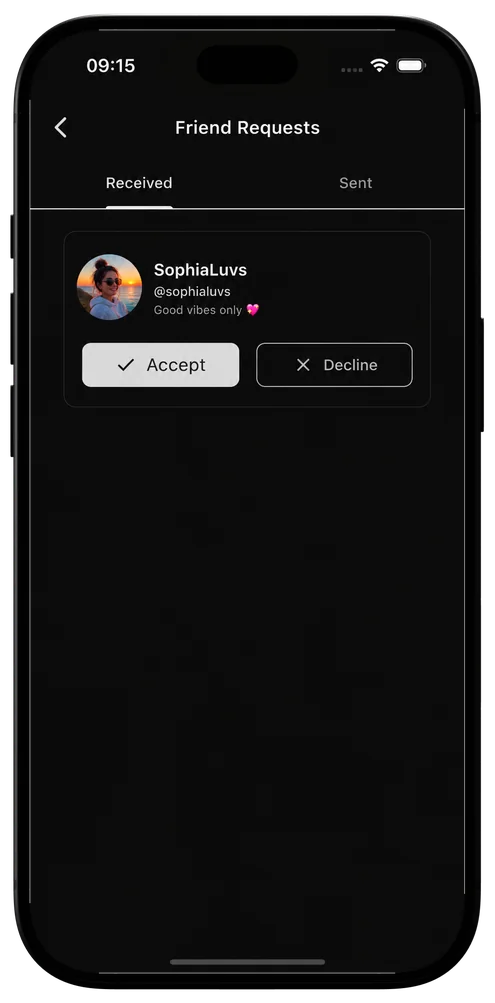 A friend request arriving in SideQuest, with accept and decline.